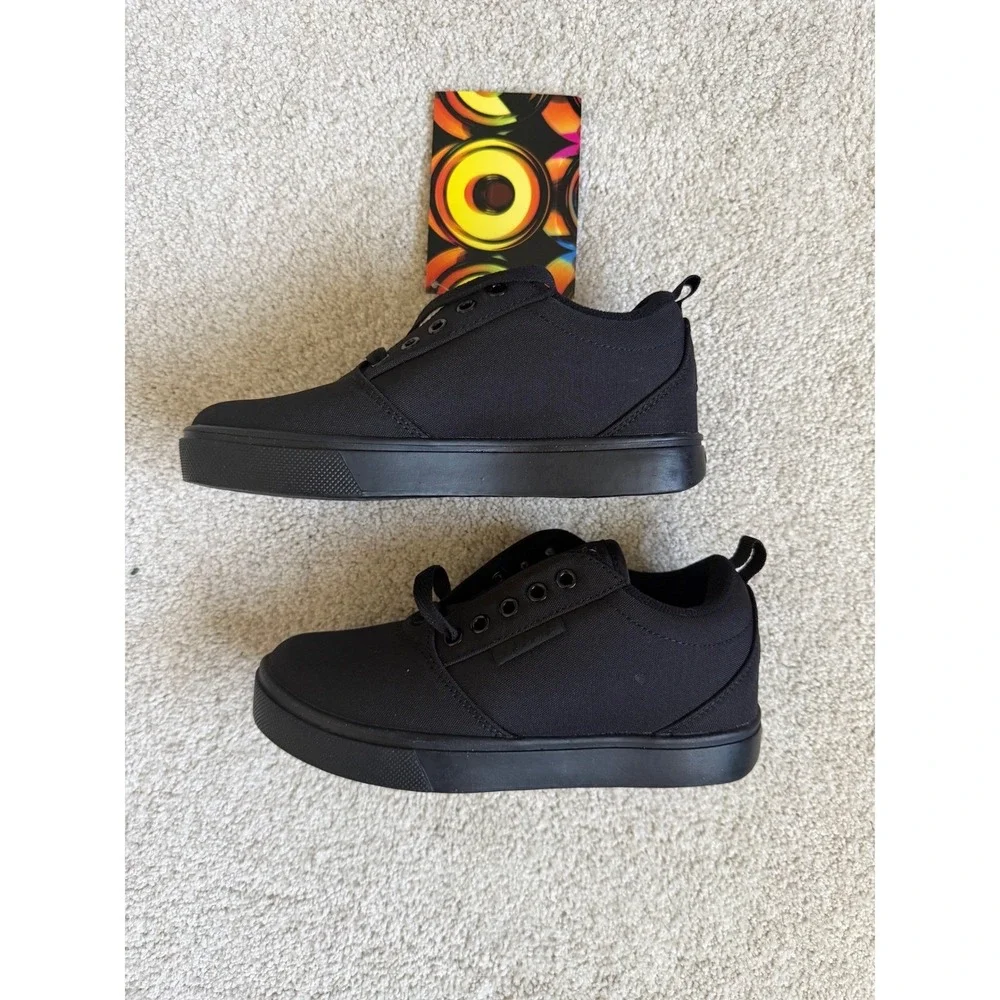 Heelys Pro 20 Black Canvas Wheeled Skate Shoes Kids‎ Youth Size 2 HES10430 NEW
